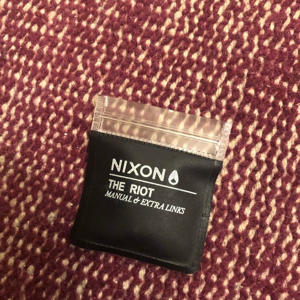 Nixon Riot Watch - Picture 3 of 4